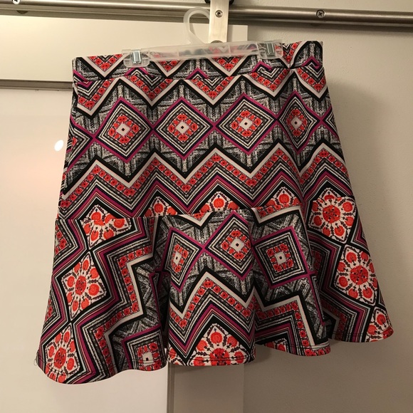 Sequin Hearts Tribal Print Skirt - Picture 2 of 7